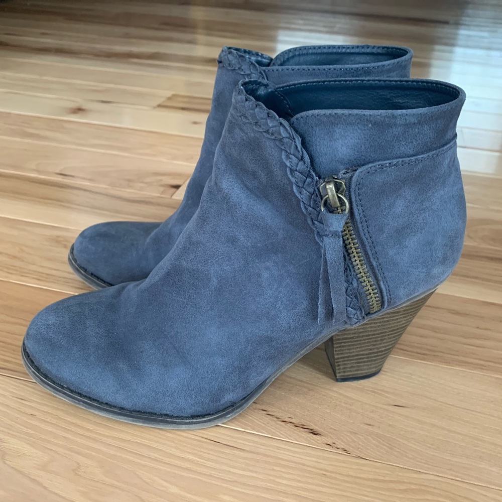 MIA ankle boots